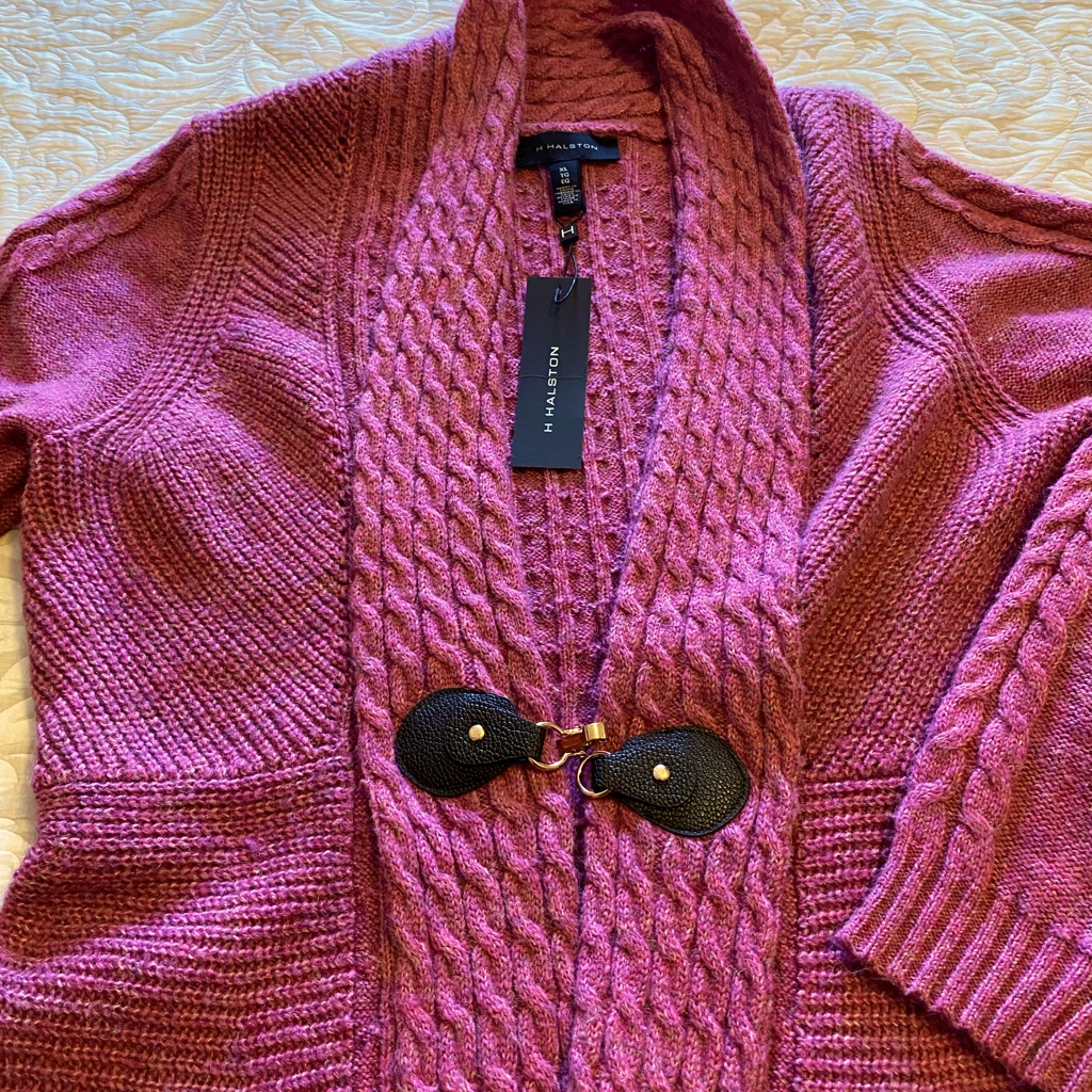 Halston Cardigan.Soft To The Touch, Buckle At Waist. Size Extra Large.